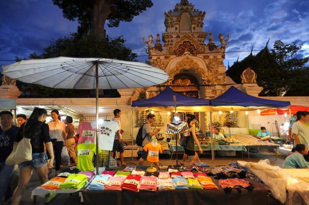 Darley Hotel Chiangmai Chiang Mai Bagian luar foto